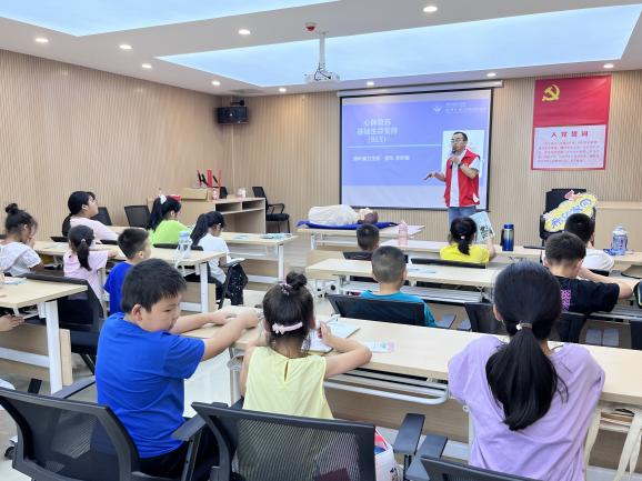 图片2.jpg 图片2.jpg
